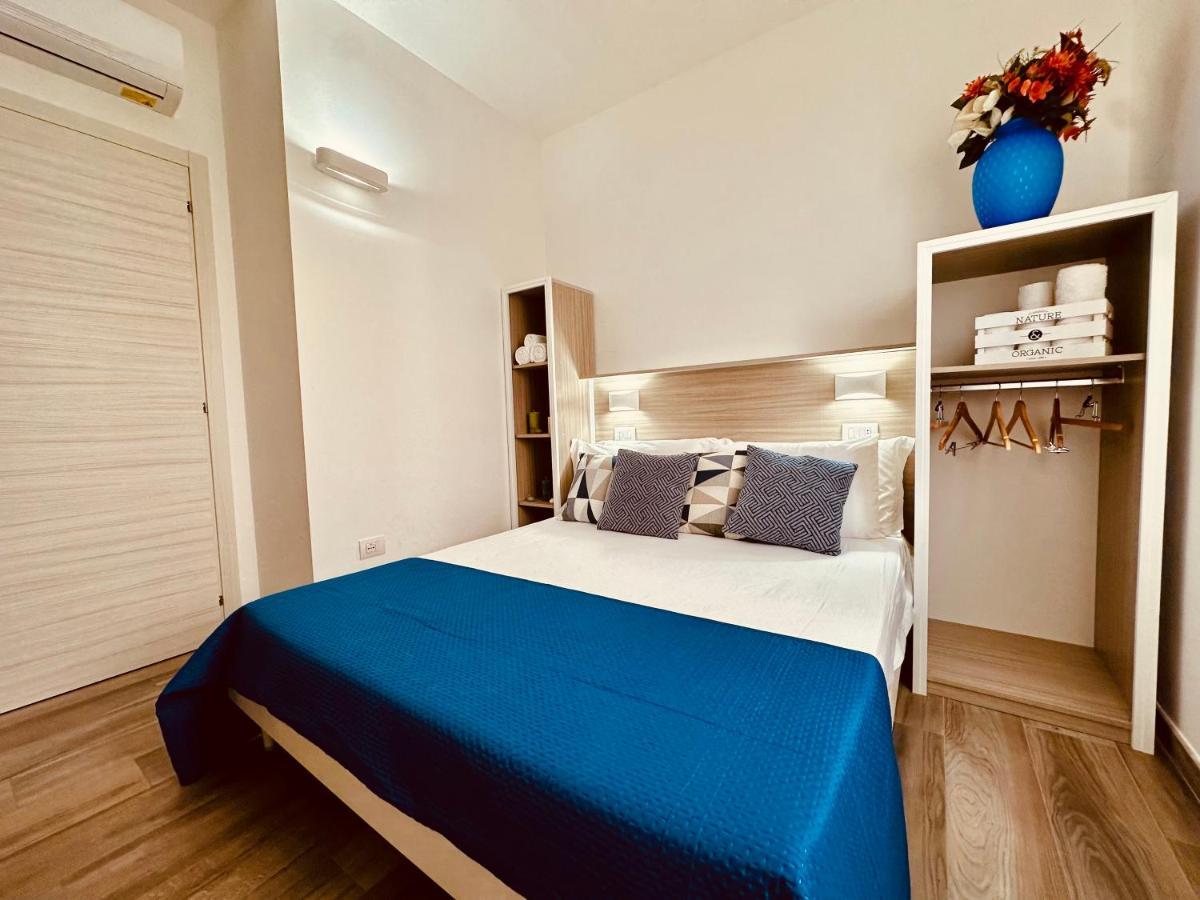 B&B The Sea - Family Rooms - Free Parking 特罗佩阿 外观 照片
