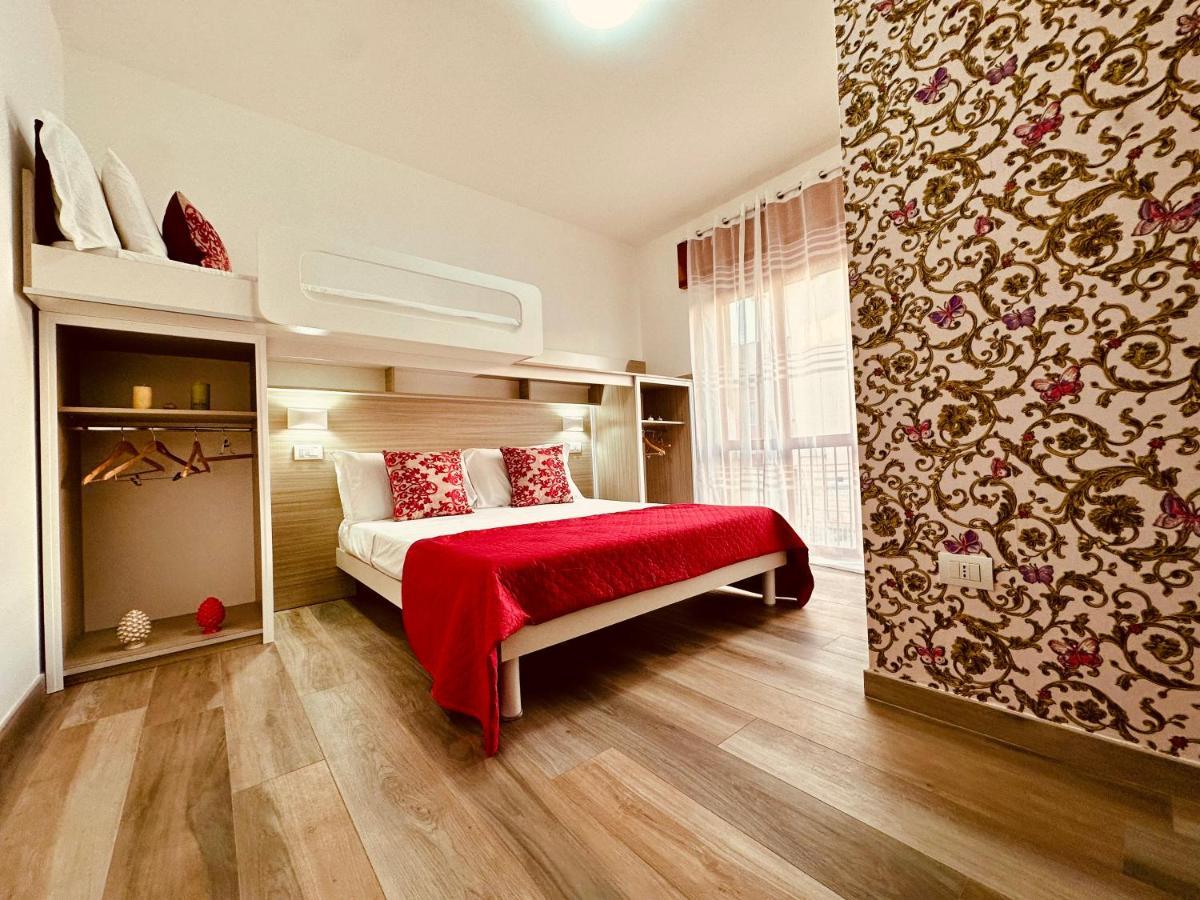 B&B The Sea - Family Rooms - Free Parking 特罗佩阿 外观 照片